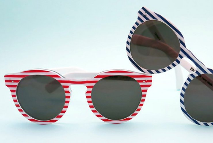 Γυαλιά ηλίου εμπνευσμένα από την αμερικανική σημαία