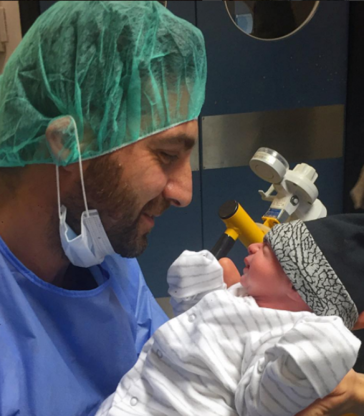 Η νέα φωτογραφία του Κυριάκου Πελεκάνου με τον γιο του που μας "έλιωσε"