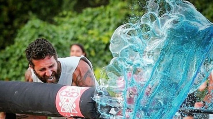 Κυριάκος Πελεκάνος: Απάντησε πρώτη φορά για τη συμπαίκτριά του που τα πλάνα τους ήθελαν να έχουν έρθει πιο κοντά! 