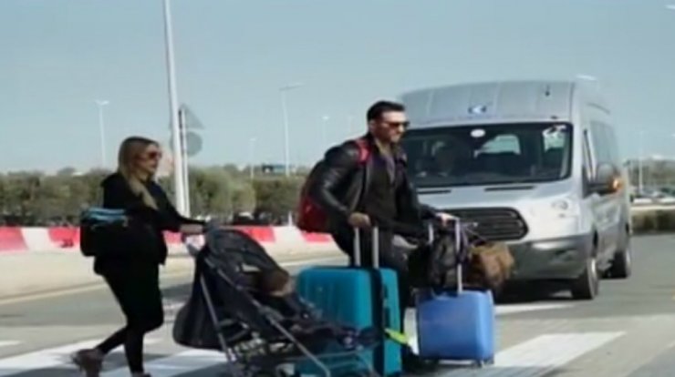 Κυριάκος Πελεκάνος: Τα πρώτα πλάνα από το αεροδρόμιο κατά την αναχώρησή του για Άγιο Δομίνικο