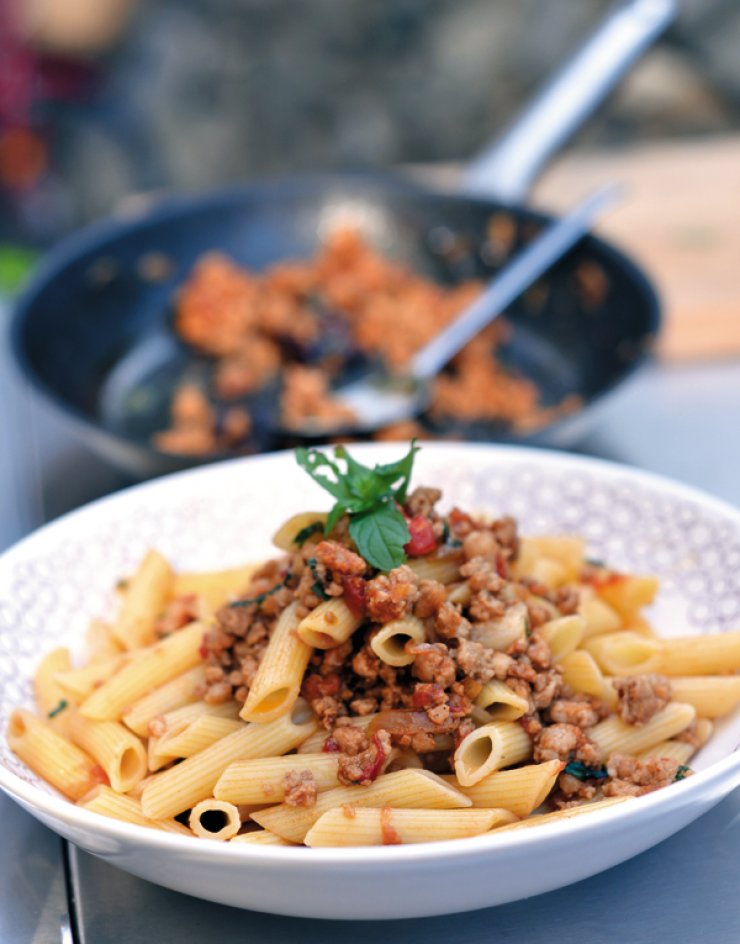 Πέννες µε κιµά, δαµάσκηνο και καπνιστή πάπρικα