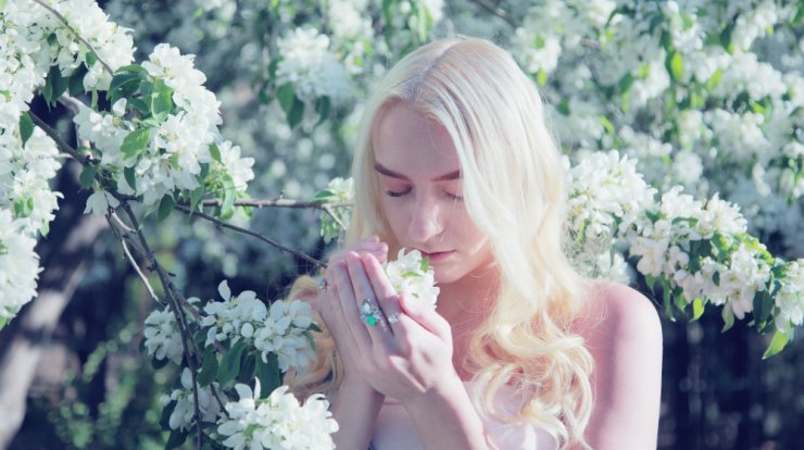 5 νέες αφίξεις στα γυναικεία αρώματα του φθινοπώρου