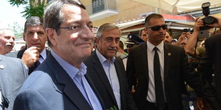 Θέατρο θα παρακολουθήσουν μαζί Αναστασιάδης-Ακιντζί