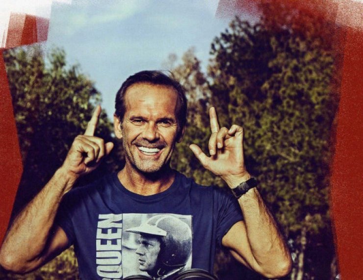 Αυτή είναι η μητέρα του Πέτρου Κωστόπουλου