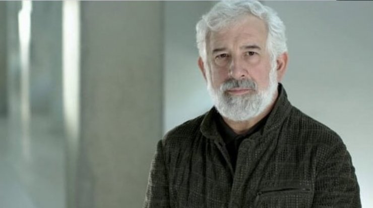 Η γυναίκα που κατήγγειλε τον Πέτρο Φιλιππίδη για βιασμό "σπάει" πρώτη φορά τη σιωπή της