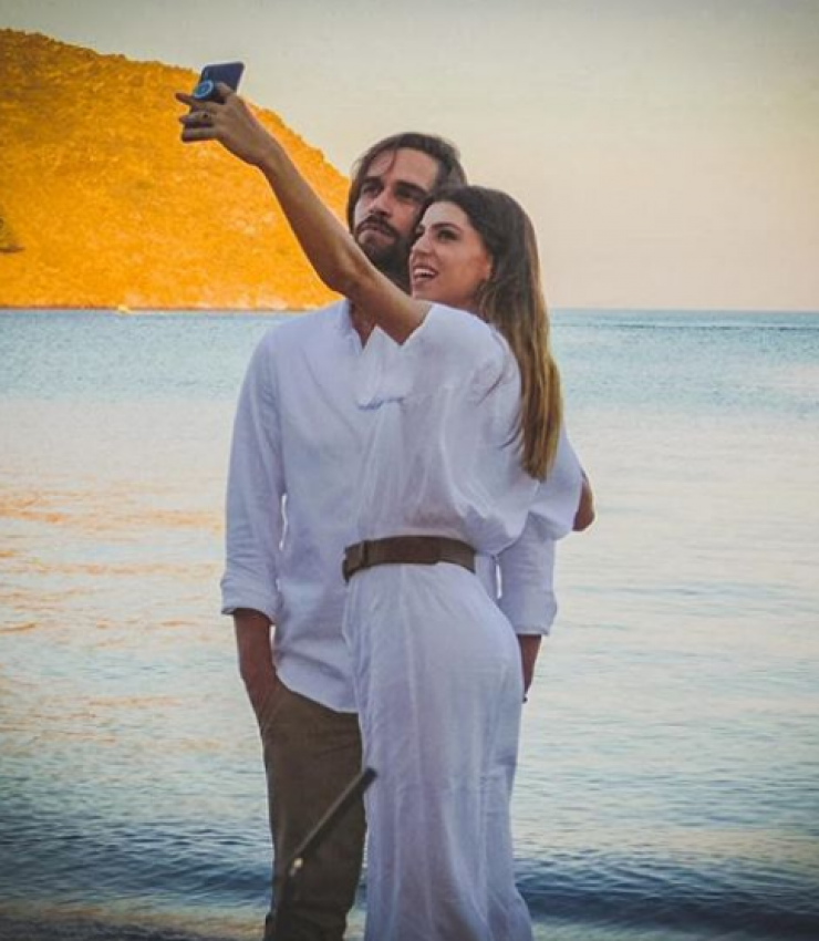 Κλέλια Γιασεμίδου – Πέτρος Αθανασίου: Τα πρώτα στιγμιότυπα από τις καλοκαιρινές τους διακοπές!