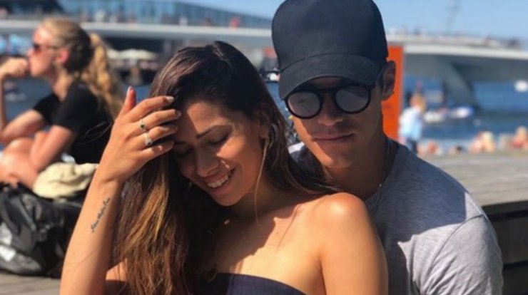 Πιέρος Σωτηρίου: Πιο διαχυτικός από ποτέ ο ποδοσφαιριστής με τη σύντροφό του! [εικόνα]