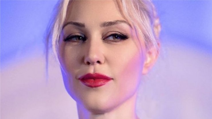 Πηνελόπη Αναστασοπούλου: Το πρόβλημα με τα αυτιά της και η αποκάλυψη πως δεν ακούει [βίντεο]