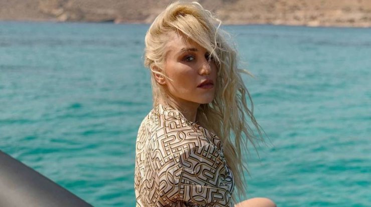 Πηνελόπη Αναστασοπούλου: Έκοψε τα μαλλιά της κοντά και μας ενθουσίασε! [εικόνα]