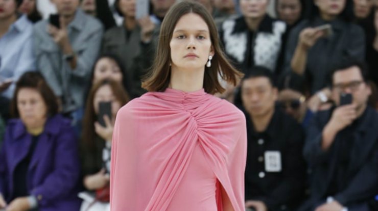 Κοριτσίστικο ροζ: Η τάση της άνοιξης