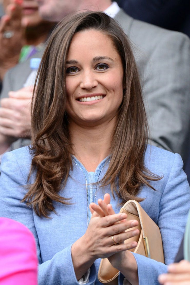 Αντέχετε; Δείτε την Pippa Middleton να κυκλοφορεί με το μαγιό της!