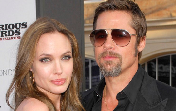 Είναι μια απόλυτα ηρωική πράξη λέει ο Brad Pitt για την Jolie