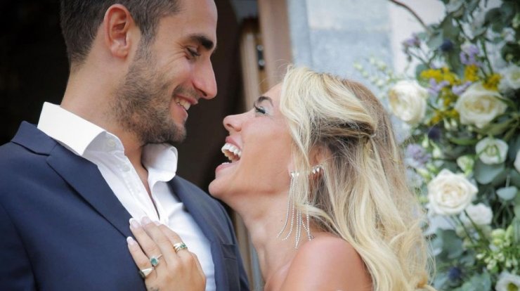 Κόνι Μεταξά: Έκανε αποκαλύψεις για τον γάμο της με τον Μάριο Καπότση!