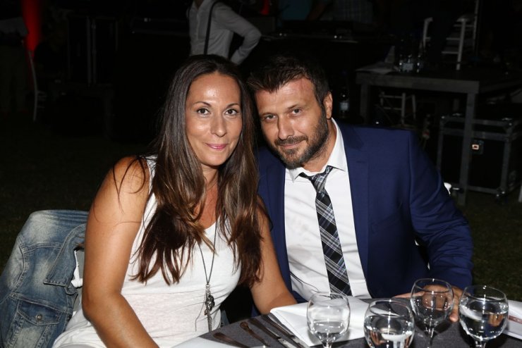 Γιάννης Πλούταρχος: Δίνει τη δική του απάντηση στις φήμες περί χωρισμού