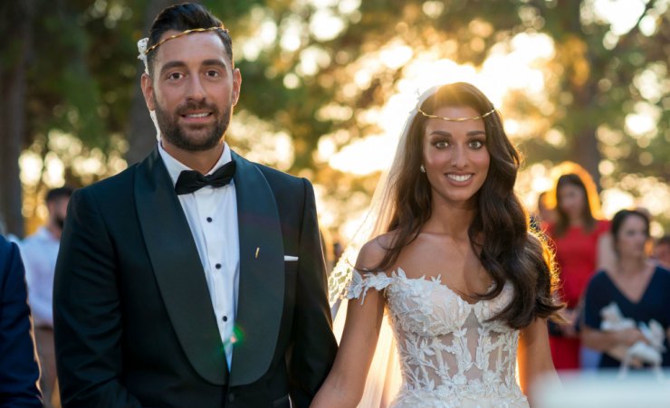 Ο λαμπερός γάμος του γνωστού Έλληνα σχεδιαστή Αντώνη Πολέντα με την αγαπημένη του Κωνσταντίνα Καραχάλιου