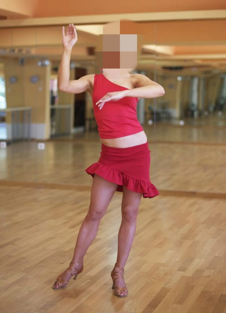 Συμμετέχουσα του Dancing With The Stars περιμένει το πρώτο της μωρό!