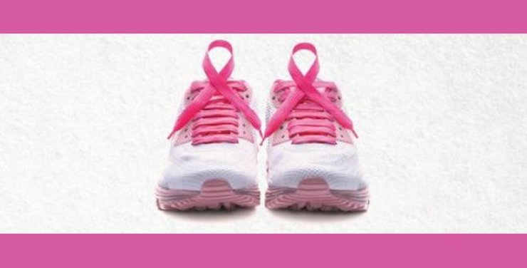 Πορεία με τις ροζ φιγούρες!