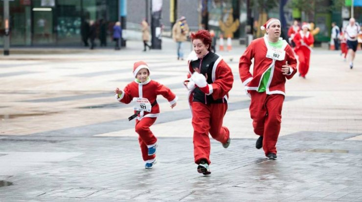 Μία πορεία με μικρούς και μεγάλους Άγιους Βασίληδες
