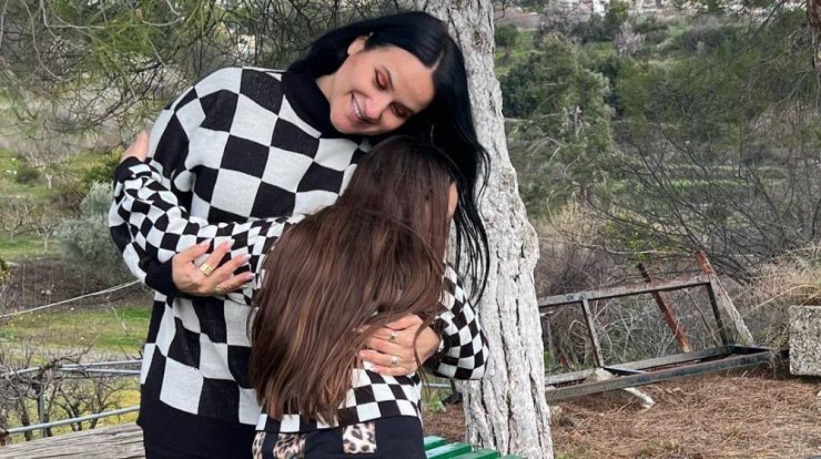 Χάρις Πότσου: Το συγκινητικό μήνυμα από νοσοκομείο στο Ισραήλ όπου νοσηλεύεται η κόρη της