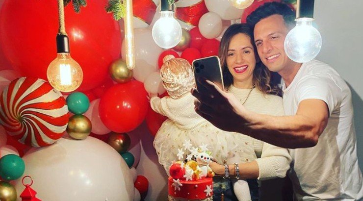 Πούμπουρας – Θεοχαρίδη: Η κόρη τους, Κύνθια έγινε 2 ετών! [εικόνες]