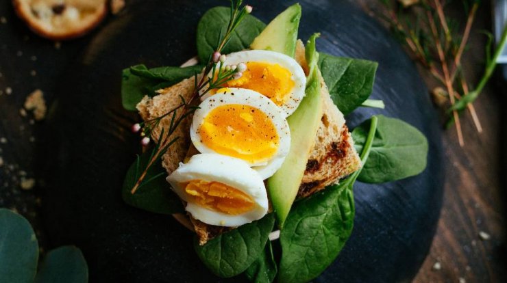 Η Κρίστη Αγαπίου σου προτείνει το πιο υγιεινό και χορταστικό πρωινό! 