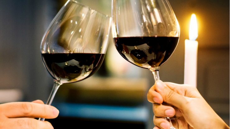 20 ερωτήσεις για να ξεκινήσεις μια συζήτηση στο πρώτο ραντεβού