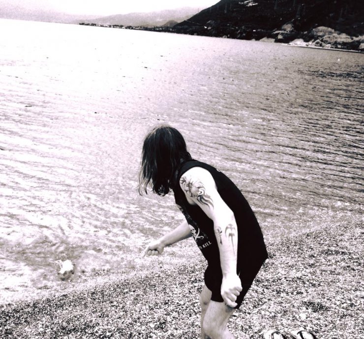 Πρώην σύντροφος επώνυμης Κύπριας: Γνώρισε την νυν του στην οικογένεια του και οι νέες φωτογραφίες