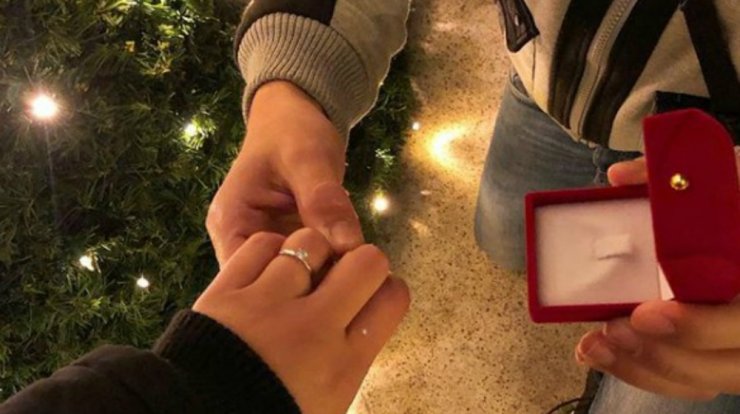 Επώνυμη Κύπρια δέχτηκε πρόταση γάμου από το σύντροφό της