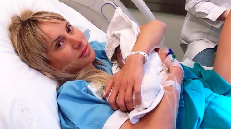 Mαρία Ματσούκα: Έγινε μαμά! Η αγκαλιά με τον γιο της και την μοναδική εικόνα της εγκυμοσύνης της