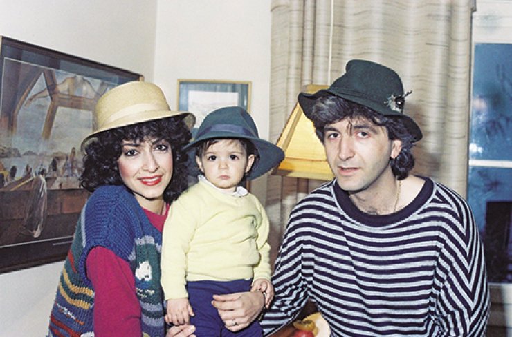 Anna Bissh Nikos Karbelas Adhmosieytes Fwtografies Apo Thn Oikogeneiakh Toys Zwh Me Thn Sofia I Love Style
