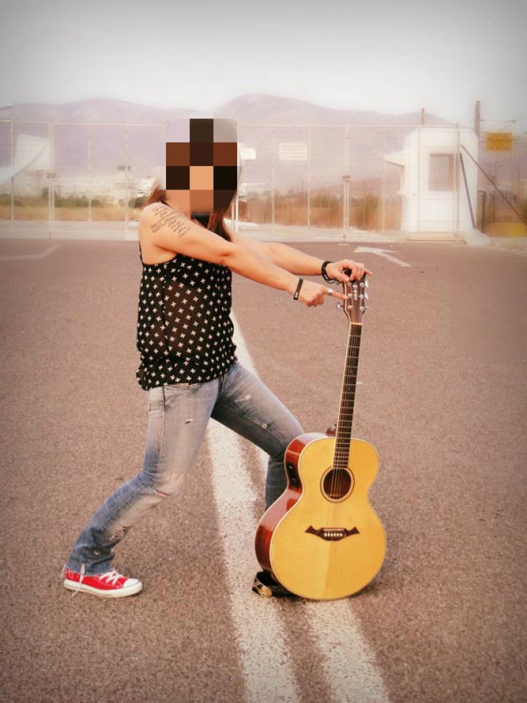 Γνωστή τραγουδίστρια “κατεβαίνει” στις εκλογές με το κόμμα του Τσίπρα!