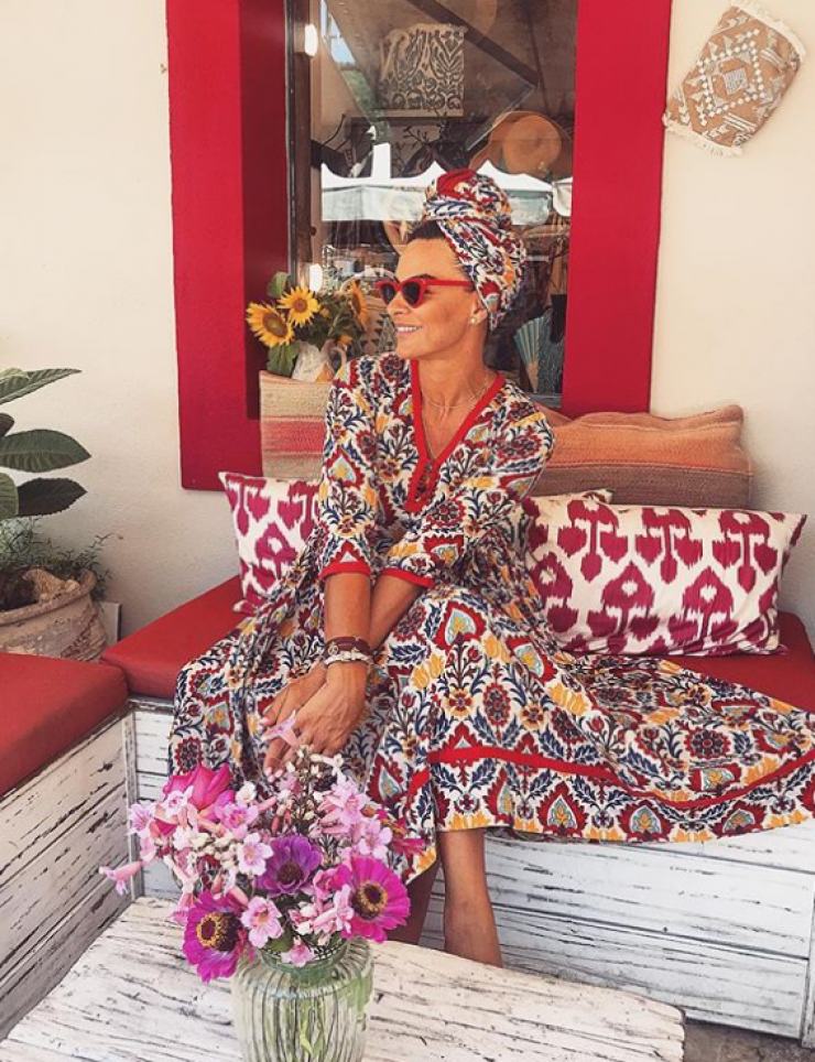 Η Ramona Filip χορεύει ζεϊμπέκικο σε βραδινή της έξοδο! [βίντεο]