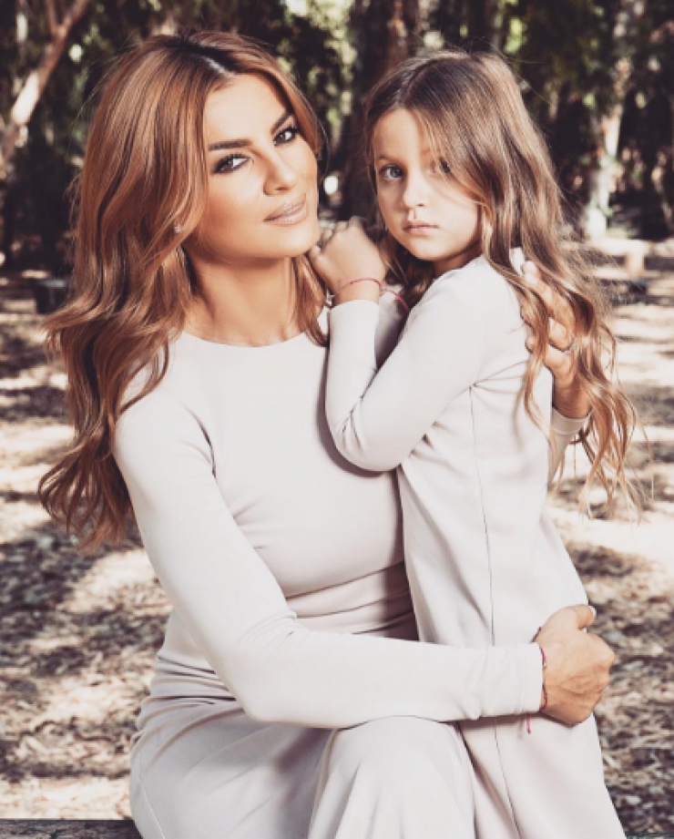 Θα μας τρελάνει αυτό το παιδί! Δείτε την κόρη της Ramona Filip να ποζάρει σαν μοντέλο!