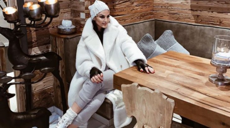 Ramona Filip: Οικογενειακές διακοπές στην Ελβετία για σκι [εικόνες & βίντεο]