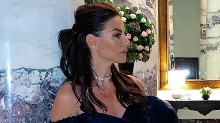 Ramona Filip: Την είδαμε γυμνή στη μπανιέρα και εντυπωσιαστήκαμε!