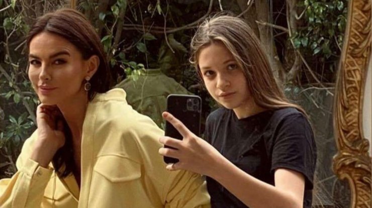 Ramona Filip: Η κόρη της είχε γενέθλια και έκαναν στο σπίτι τον πιο παραμυθένιο στολισμό!