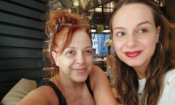 Ελένη Ράντου: Η σπάνια δημοσίευση που έκανε για την ονομαστική εορτή της κόρης της [εικόνα]