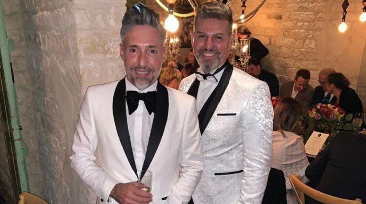 Ρηγίνος Χριστοφόρου - Αντρέας Τρισβέης: Το λαμπερό dinner για φίλους τους και η glamorous διακόσμηση