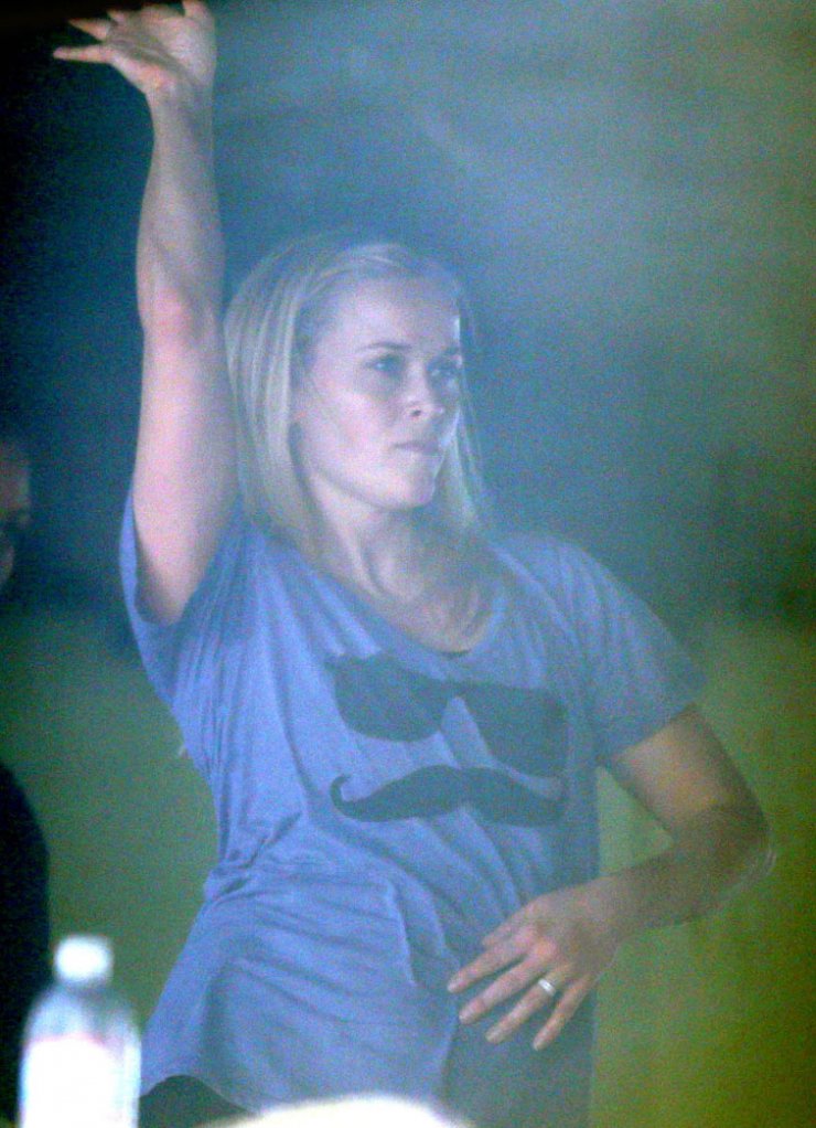 H Reese Witherspoon το ‘ριξε στο χορό!
