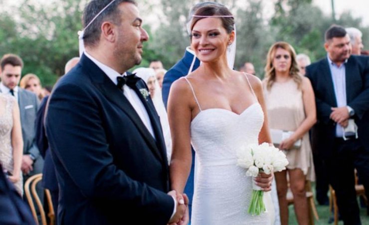 Αντώνης Ρέμος – Υβόννη Μπόσνιακ: Δείτε που κάνουν μήνα του μέλιτος! [εικόνες]