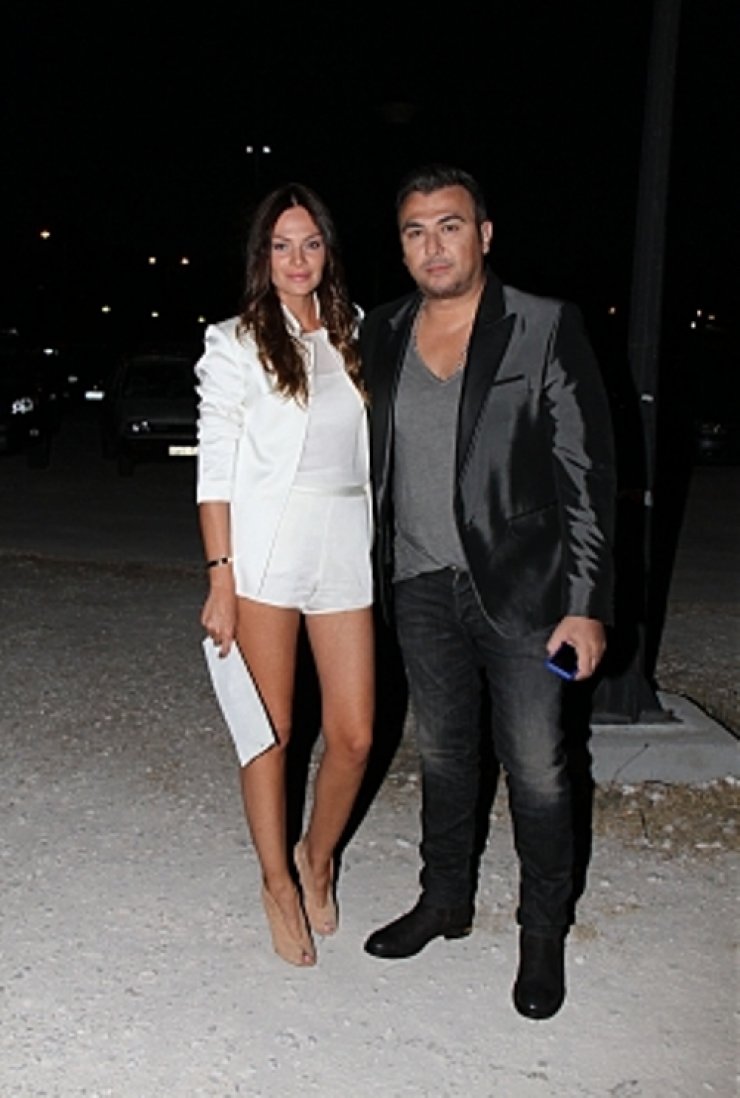 Υβόννη Μπόσνιακ: Η λιποθυμία - μυστήριο και η αγωνία του Ρέμου