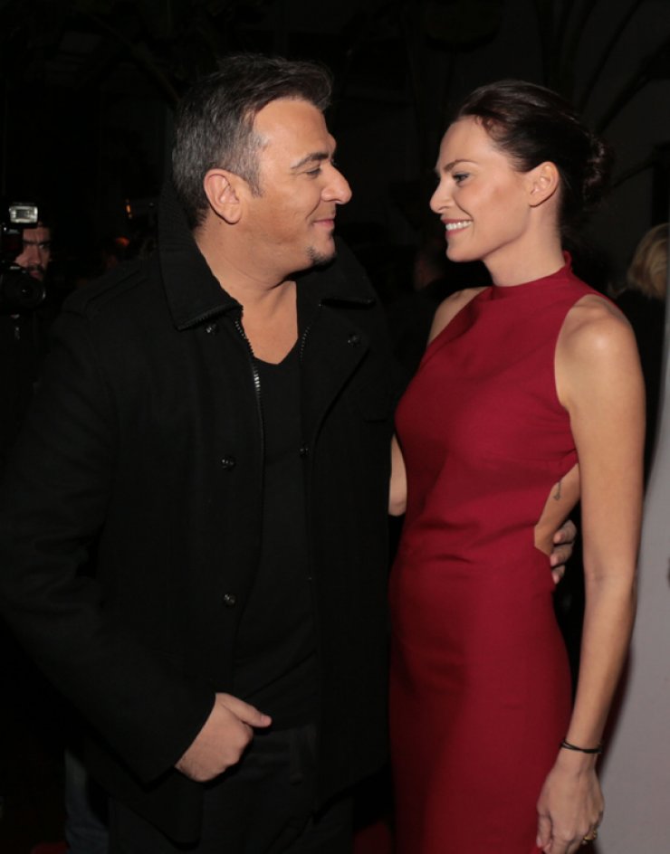 Ποια επώνυμη Ελληνίδα γνώρισε την Υβόννη Μπόσνιακ στον Αντώνη Ρέμο