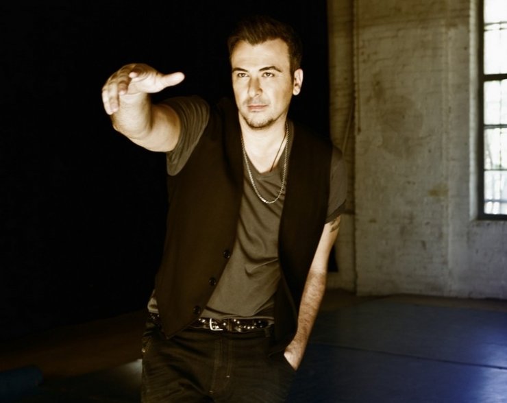 Αντώνης Ρέμος: Η κατάθλιψη που τον λύγισε!