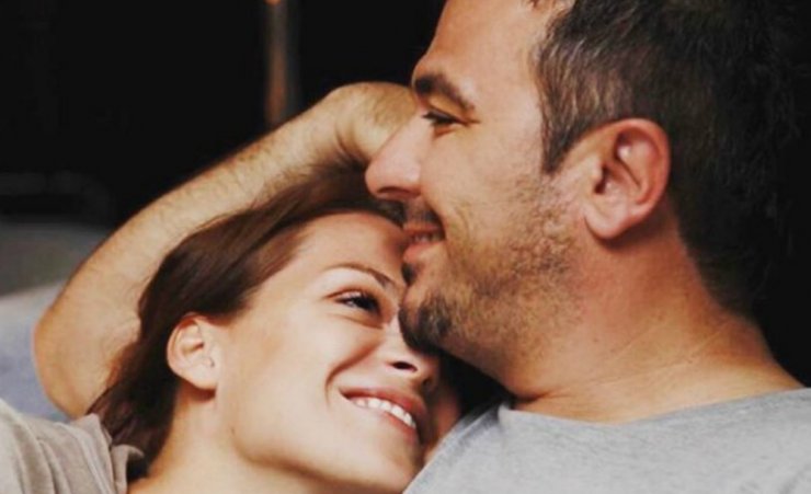 Η πιο τρυφερή φωτογραφία που έχουμε δει ποτέ του Αντώνη Ρέμου και της Υβόννης Μπόσνιακ! 