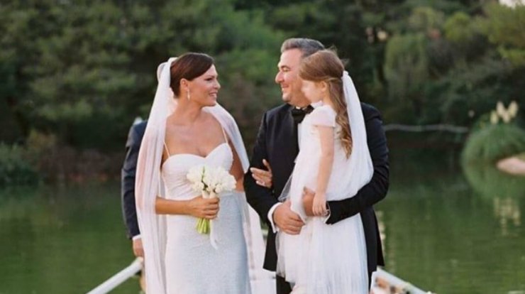 Ρέμος – Μπόσνιακ: Η 6χρονη κόρη τους, Ελένη παίζει πιάνο και τη λατρέψαμε! [βίντεο]