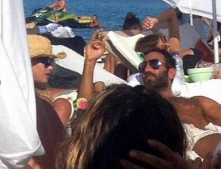 Αντώνης Κανάκης και Κλέλια Ρένεση ζουν τον έρωτά τους 