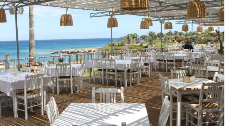 Η Κύπρος από ψηλά: 16 στέκια για φαγητό και ποτό με θέα