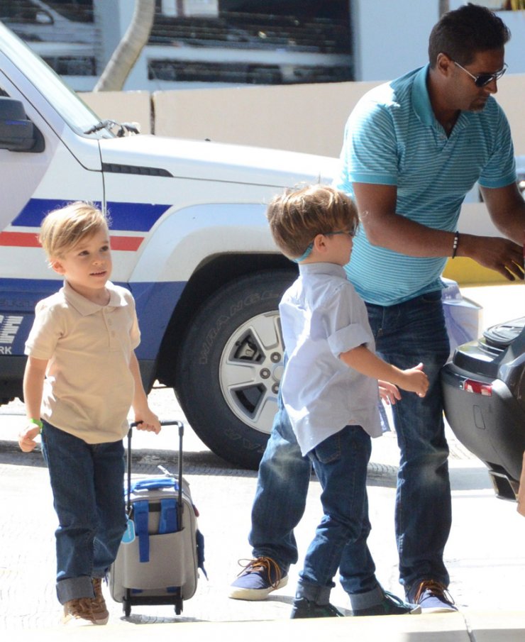 Δείτε τα διδυμάκια του Ricky Martin σε χαρούμενες στιγμές 