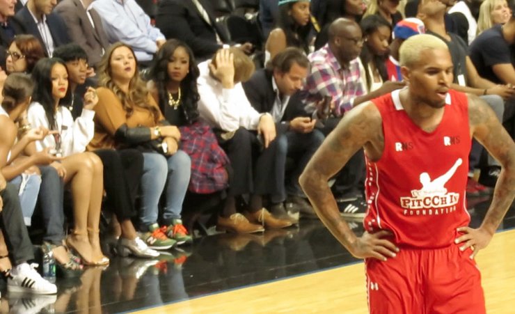 Η Rihanna στο πλευρό του πρώην Chris Brown [εικόνες]