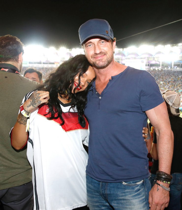 Με ποιον συναντήθηκε η Rihanna στο Μουντιάλ; [εικόνες]